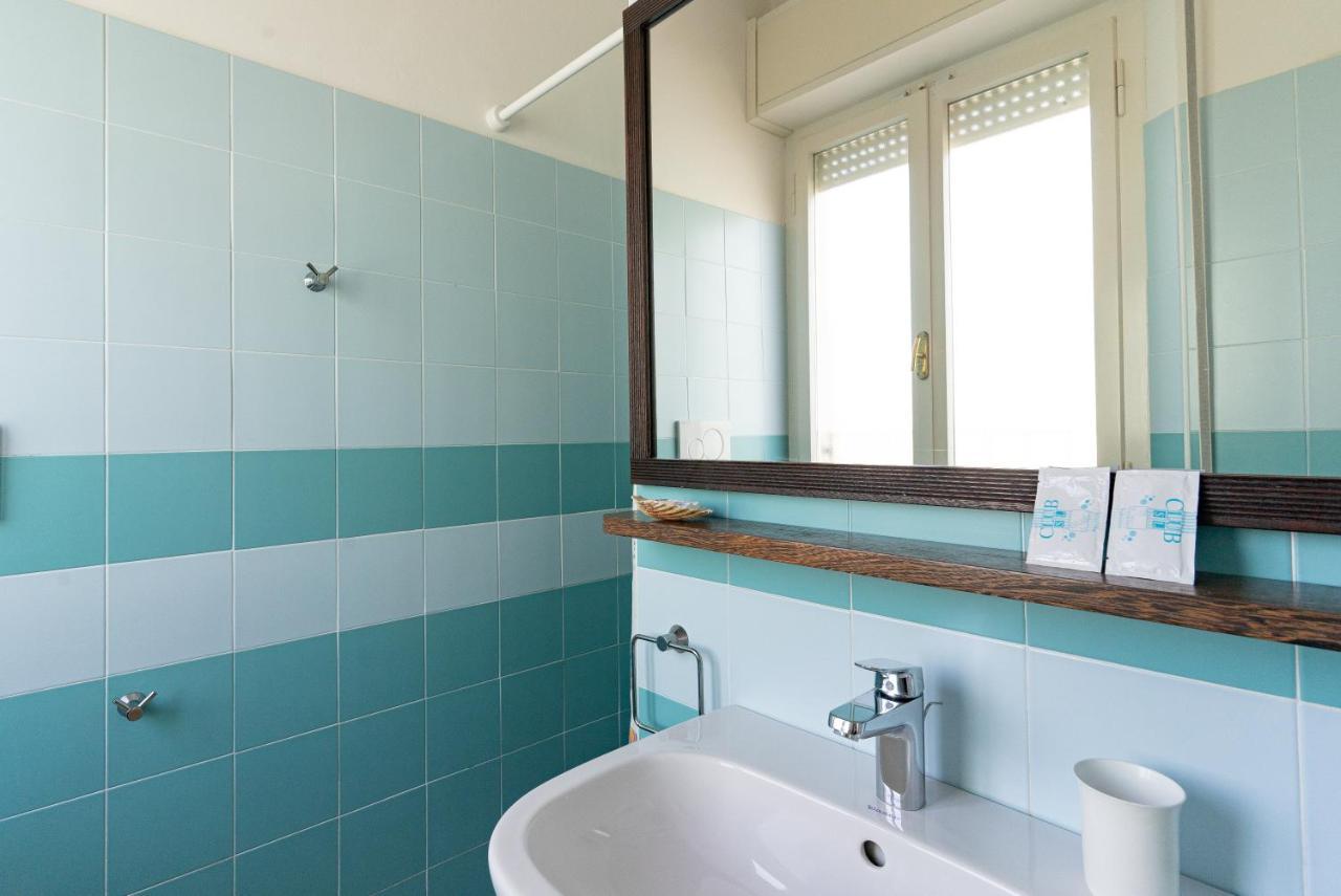 Hotel Greta B&B リミニ エクステリア 写真